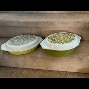 Pyrex Verde (1967-1972) 045 and 063